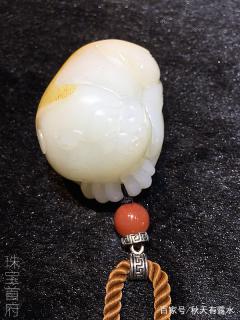 所以和田玉貔貅佩带后,不要轻易取下