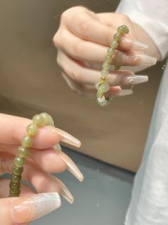 爱的传递,环环相扣的和田玉手串情愫💕