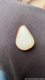 新疆和田玉籽料原石,6.2克 6.2克,精品小籽料真皮真色,独籽无修型