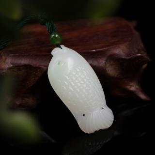 和田玉(白玉飘翠)挂件