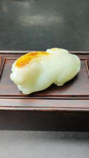和田玉籽料貔貅手把件