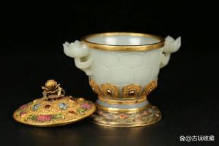 清代 和田玉包金镶宝双莲花耳盖罐「旧藏」高13.3cm耳距15.1cm